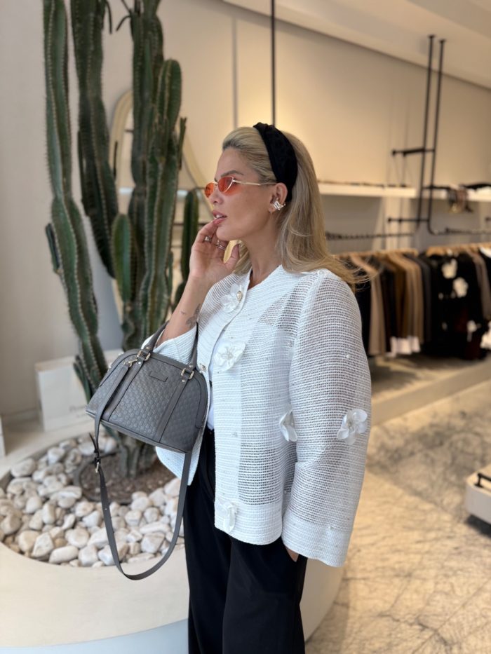 White orchid coat - Image 7