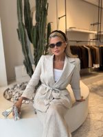 Lovely creamy coat - Image 2
