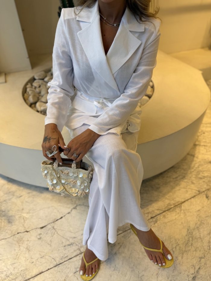 White lovely coat - Image 2