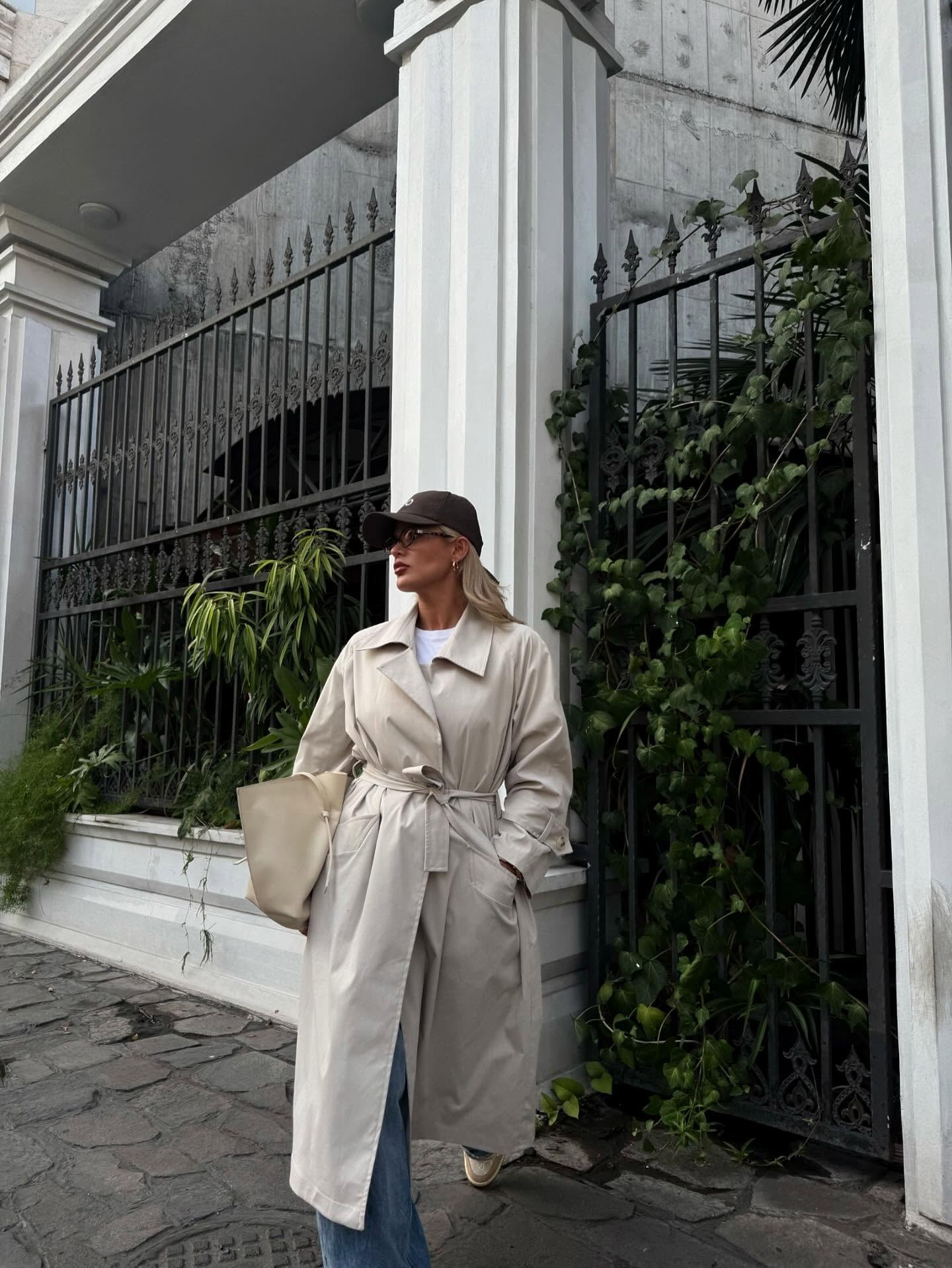 A668290D-6B9E-4A96-9F46-6D7BFD223250 Trench Coat Loka - Image 1